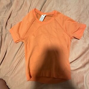 Lululemon swiftly tech